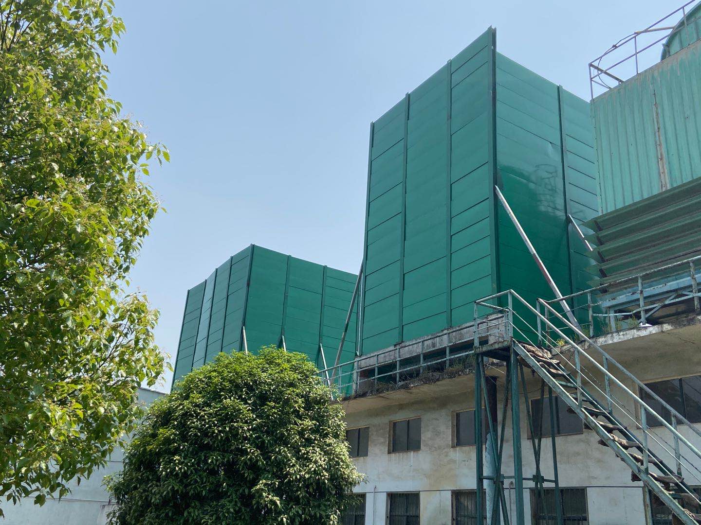 冷卻塔聲屏障(圖1) 冷卻塔聲屏障(圖1)