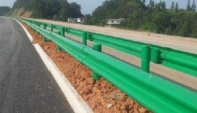 防撞波形護(hù)欄的防撞等級有幾個